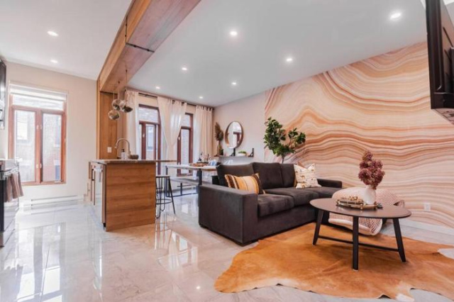 Luxury Old Port of Montreal Designer Unit - Montreal