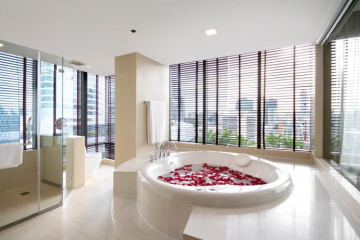 Sivatel Bangkok Hotel