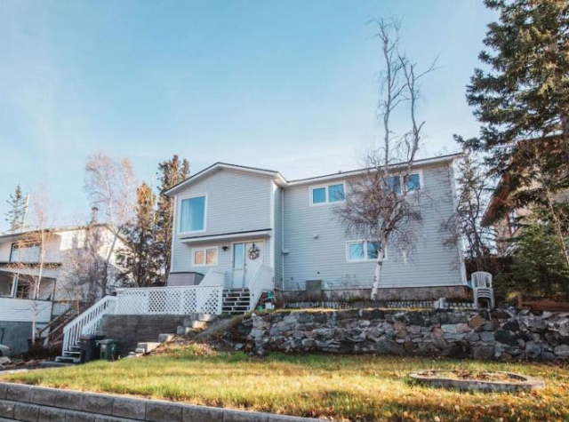 Yellowknife Downtown 50a Avenue Retreat - Yellowknife