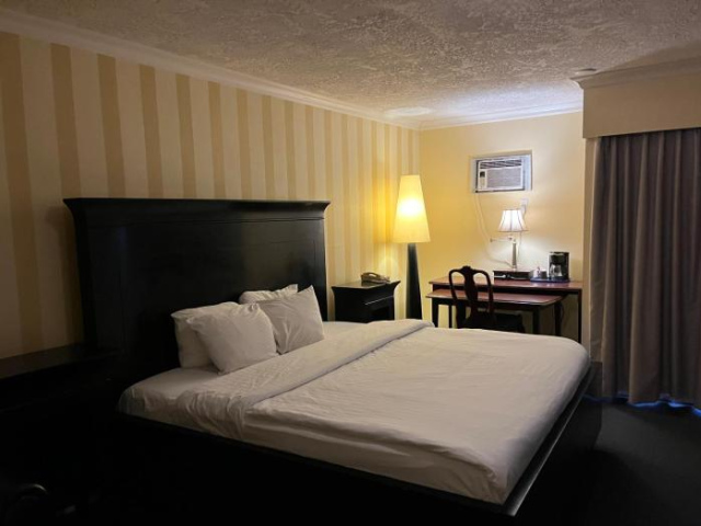 Island Travel Inn - Victoria