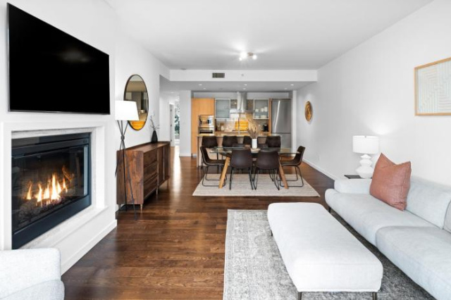 Falls Pond Retreat by Iris Properties! - Victoria