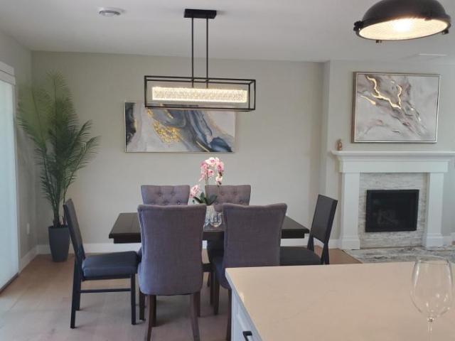 Morden Sophisticated Home With Free Parking - Victoria