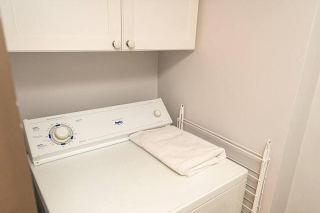Luxurious condo (1100 sq2) /private elevator! - Quebec City