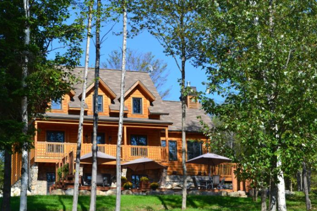 Selenia Lodge- Résidences et Chalets dans les Laurentides - Quebec