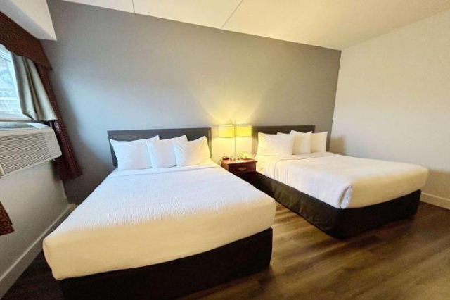 Days Inn & Conference Centre by Wyndham Camrose Norsemen - Alberta