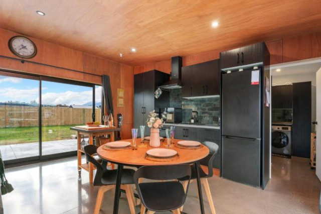 Lost Burn Beauty - Lake Hawea Holiday Home - 奧塔哥大區