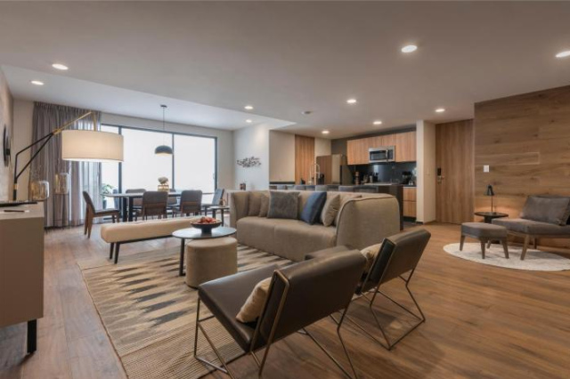 Leonora Luxury Plus by Viadora - Mexico City