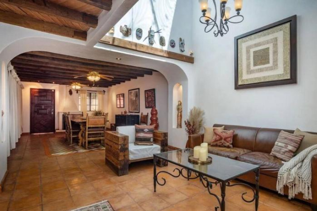 Casa Colibri, a short, level walk to the cathedral - San Miguel de Allende