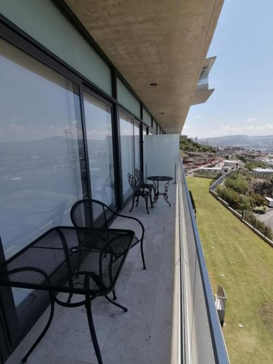 Queretaro Dep de lujo, para 5 o 6 huéspedes, alberca - Queretaro