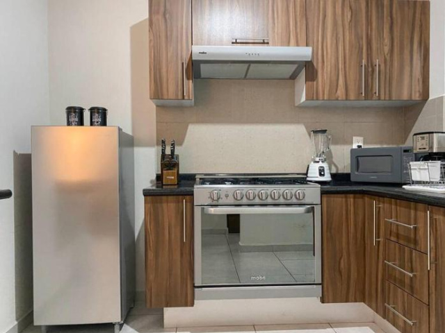 Modern Gated Townhouse 5 Min from Plaza Altozano - Morelia