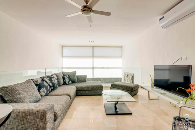 Stylish 2-Story I 2 Blocks to 5th Ave I Walk to Beach - Playa del Carmen