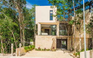 Adams Villa in Aldea Zama