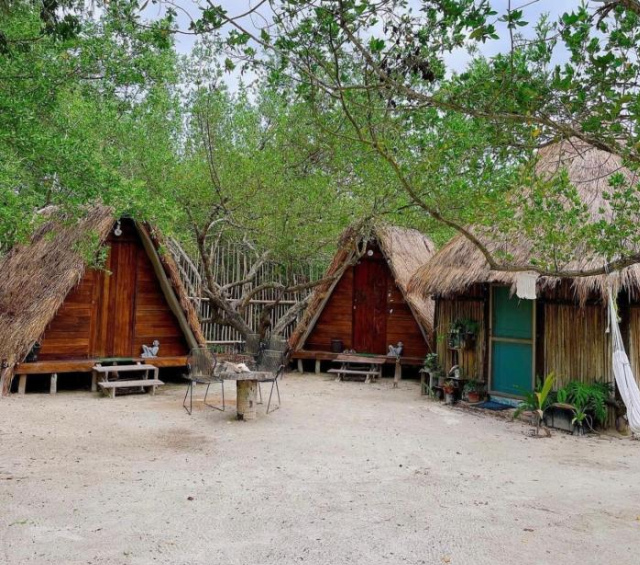 La Aldea Holbox Cabañas y Camping - 斯島