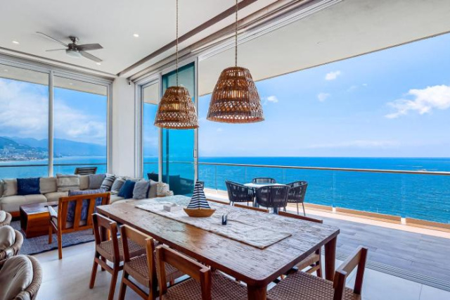 Harbor 171 Oceanfront Residences #14001 PH - Puerto Vallarta
