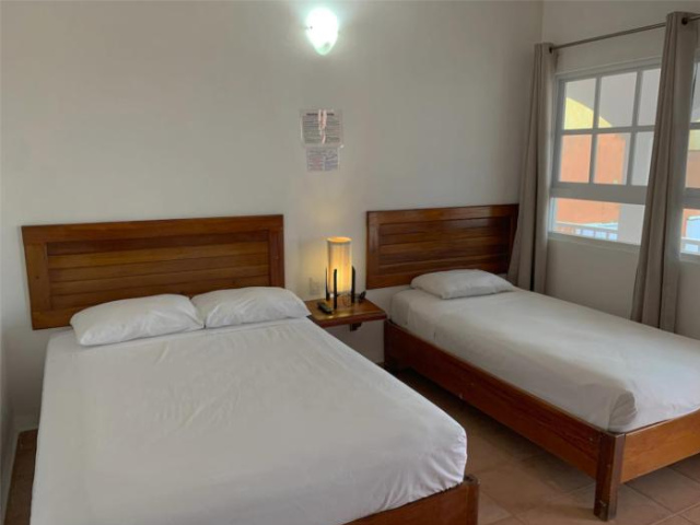 Hotel Marcianito - 女人島
