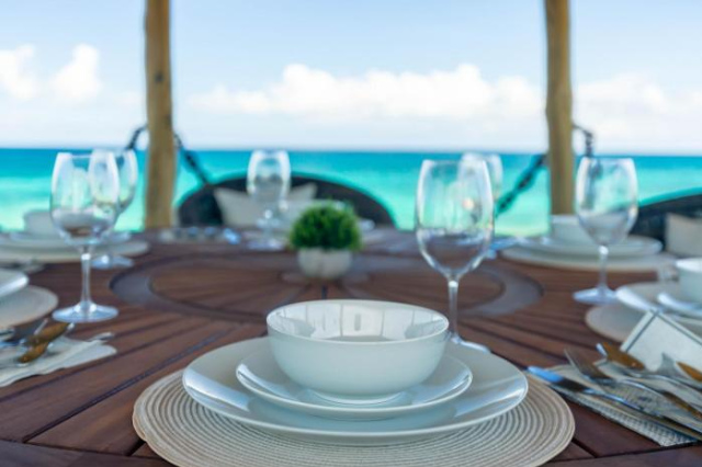 Casa Seven Ocean Front with Private Chef Included - Isla Mujeres