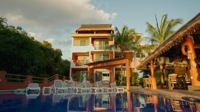 Casa Mimosa-Luxurious Beachfront Villa with onsite concierge - Isla Mujeres