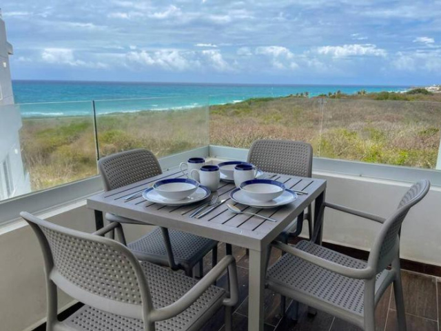 Beautiful Apartment with Stuning Views - M12 - 女人島