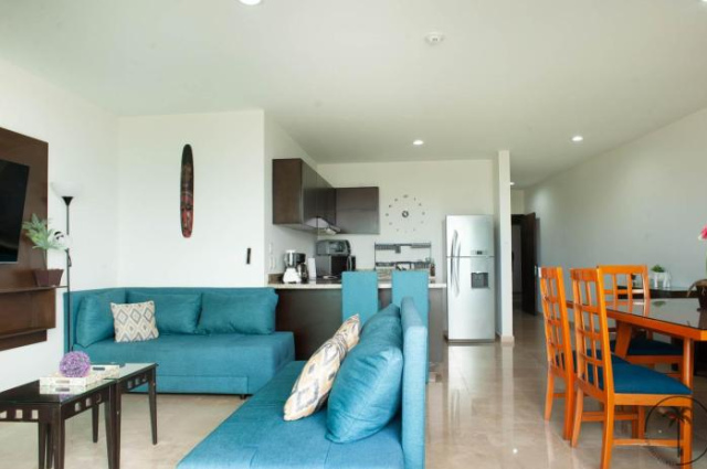 Spacious Apartment with Private Balcony & Ocean View - Brujas - Mazatlan
