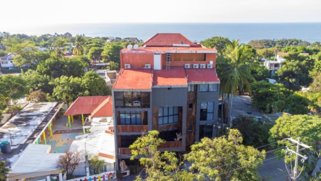 Madre Tierra Hotel & Coworking - Puerto Escondido