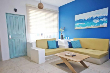 2BR -Water at Mikasa- Fast WIFI, King beds, AC, Near beach, Pool