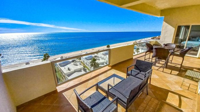 Spectacular 2 Bedroom Condo on Sandy Beach at Las Palmas Resort B-605 condo - Puerto Penasco