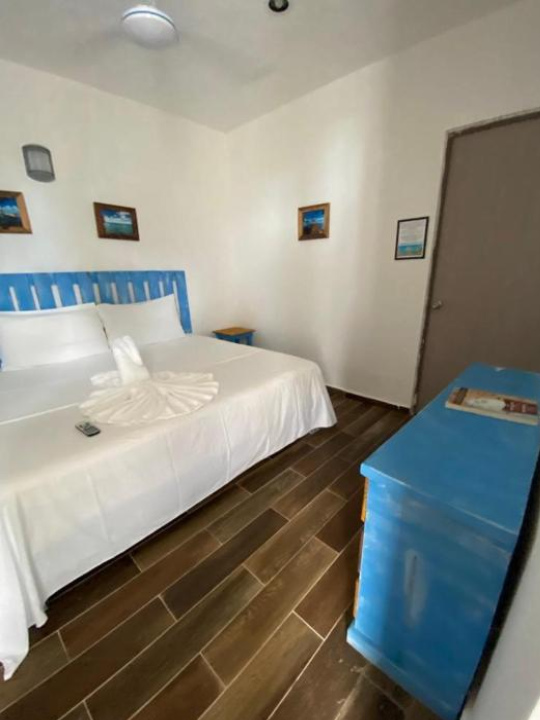Bacalar B7 Blue - Bacalar