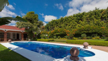 Residencia Jardín Real