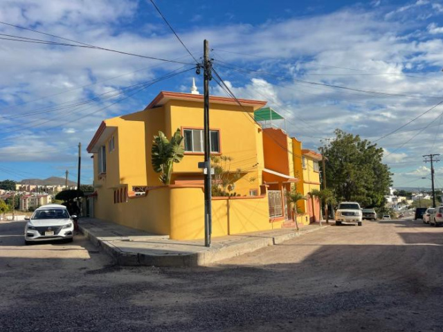 Small room in bay view home - La Paz