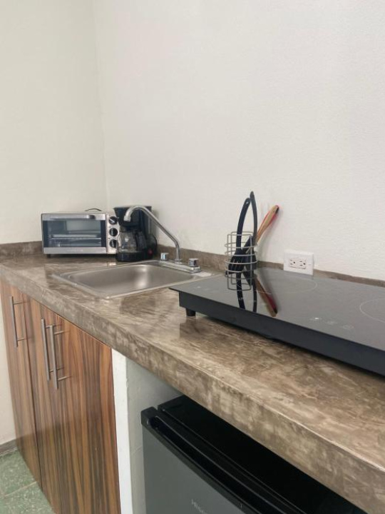 Cinco. Nuevo y Amplio Estudio en el Centro - La Paz