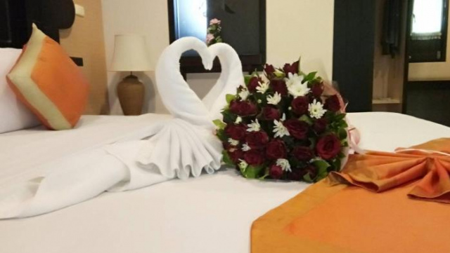 Golden Pine Beach Resort - Pranburi