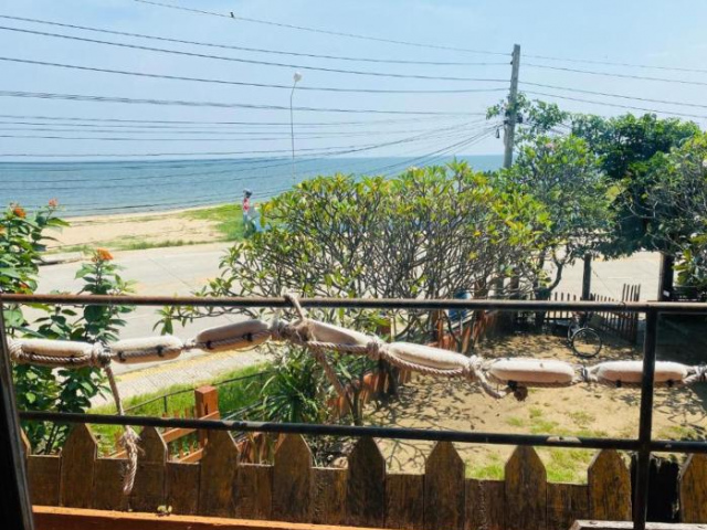 The Sunrise Beach Cafe and Guesthouse - Pranburi