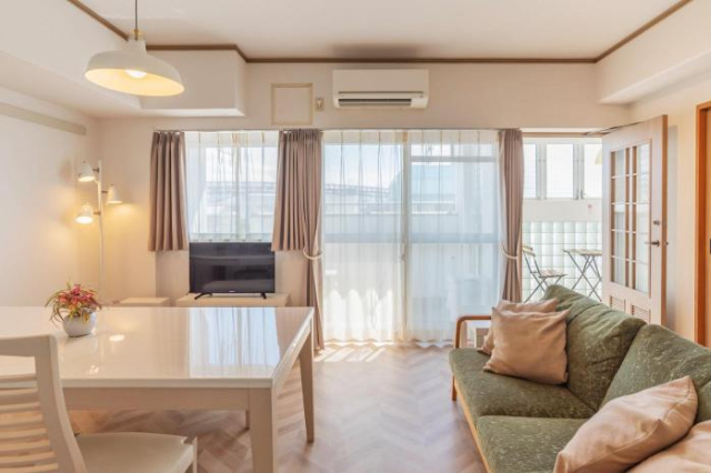Universal Bay Condominium - Osaka