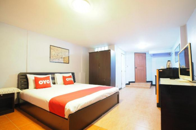 OYO 963 Sunshine Guesthouse - Jomtien