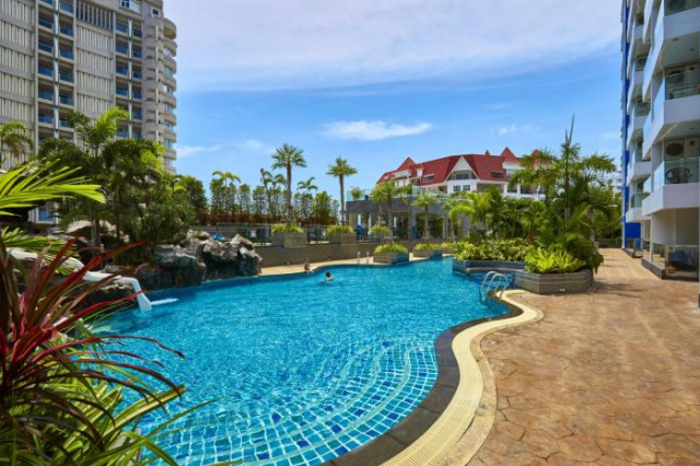 The Cliff by Fantasea Beach - South Pattaya