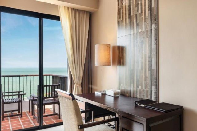 Garden Cliff Resort And Spa - SHA Extra Plus - North Pattaya