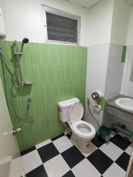 UJ Apartment Hotel - Chonburi