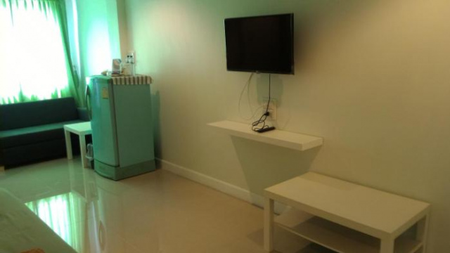 UJ Apartment Hotel - Chonburi