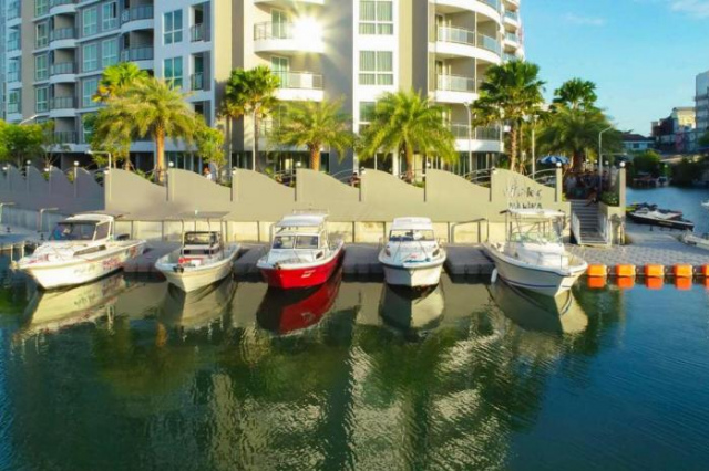 Whale Marina Condominium - Chonburi