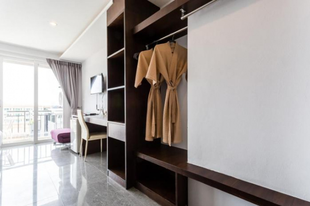 7Q Bangla Hotel - SHA Certified - Patong Beach