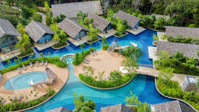 Island Escape Burasari - Phuket