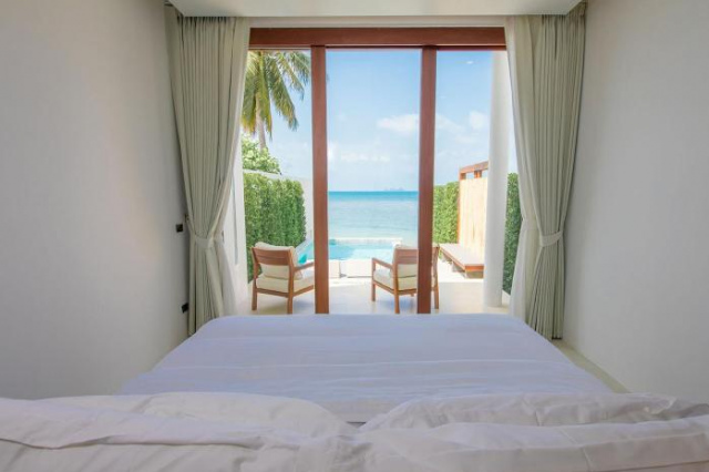 White Whale Beachfront Pool Villa - Koh Samui