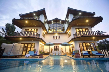 Paradise Island Estate