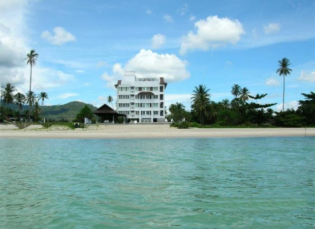 Khanom Beachfront Apartment 1 - Nakhon Si Thammarat