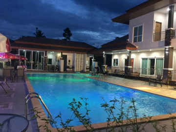 Pool House Lansaka