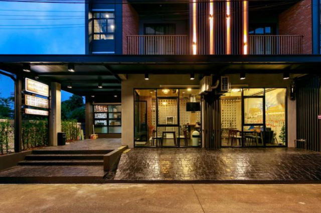 The Signature Nakorn Hotel - Nakhon Si Thammarat