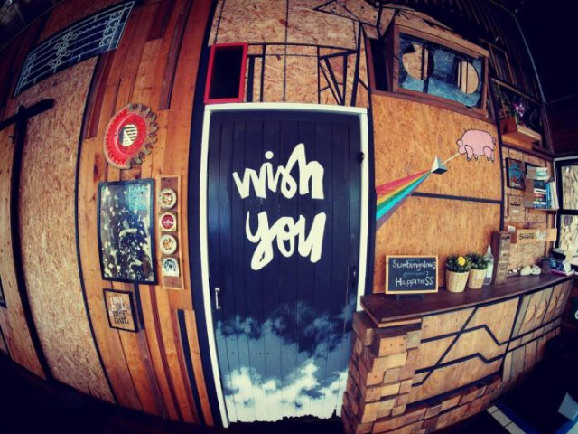 陽光咖啡館旅館 - 象島