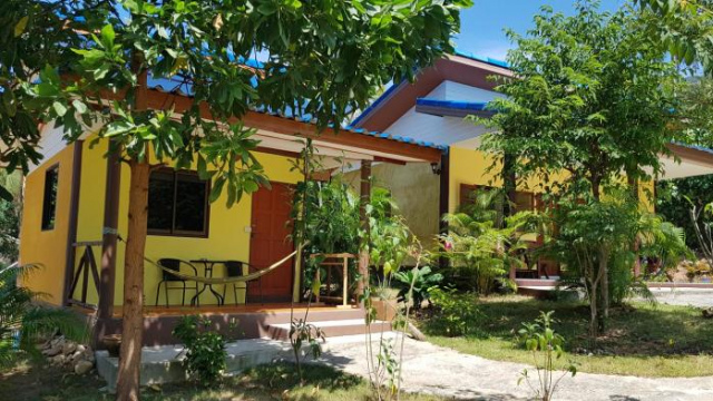 Alisa room for rent - 象島