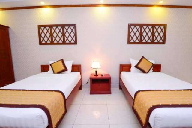Bach Duong Hotel - Hanoi