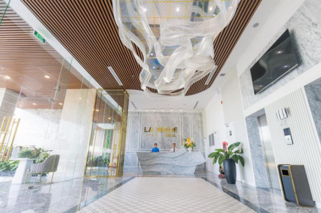 La Vague Hotel - Nha Trang